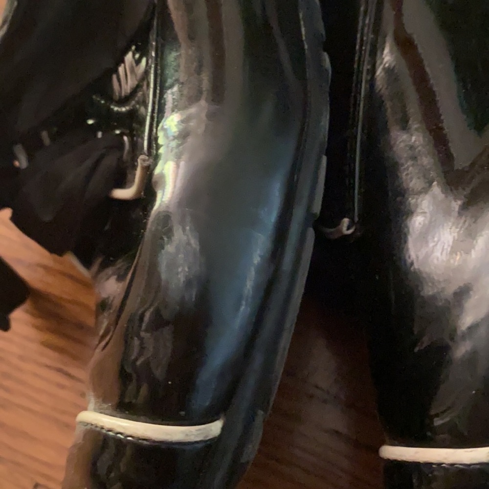 Prada - Picture 6 of 6